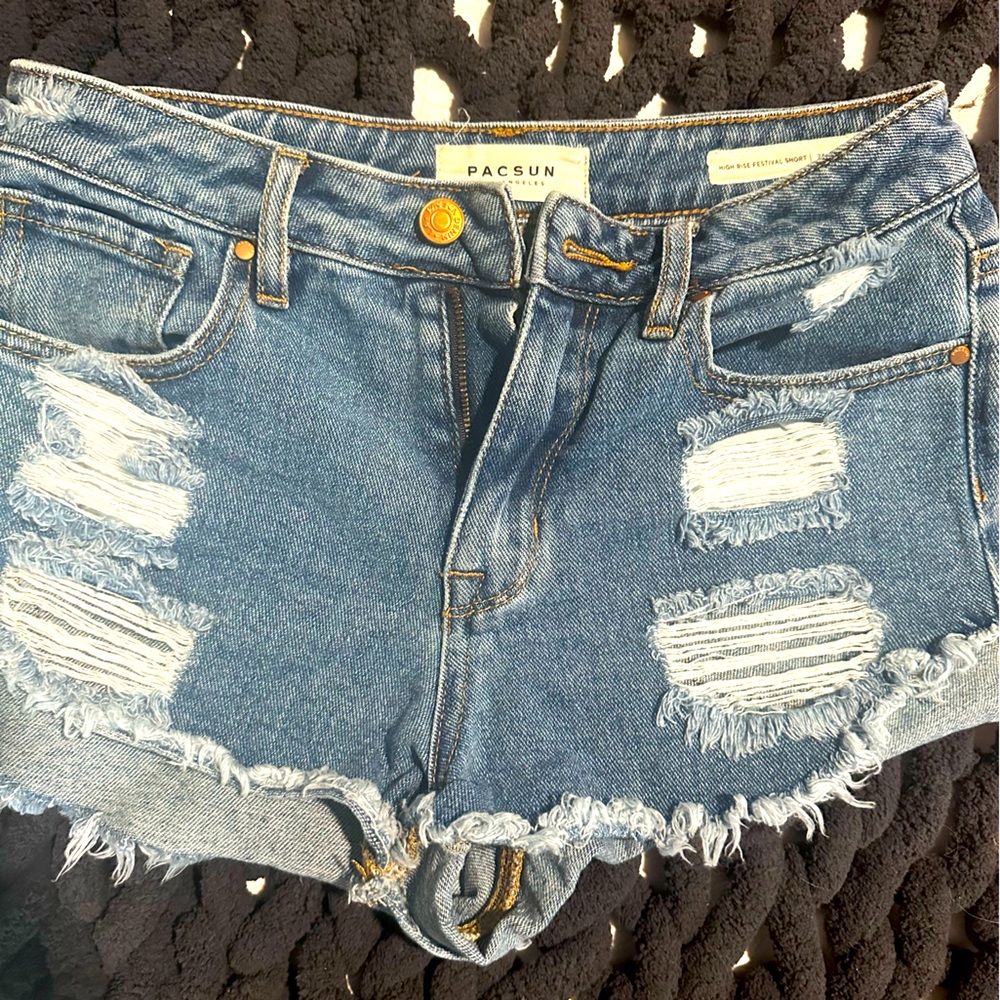 PacSun festival shorts size 24